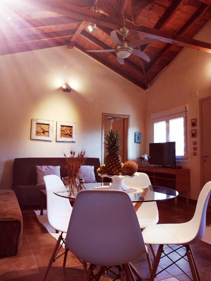 Lagoon Beach House Nea Poteidaia Bagian luar foto